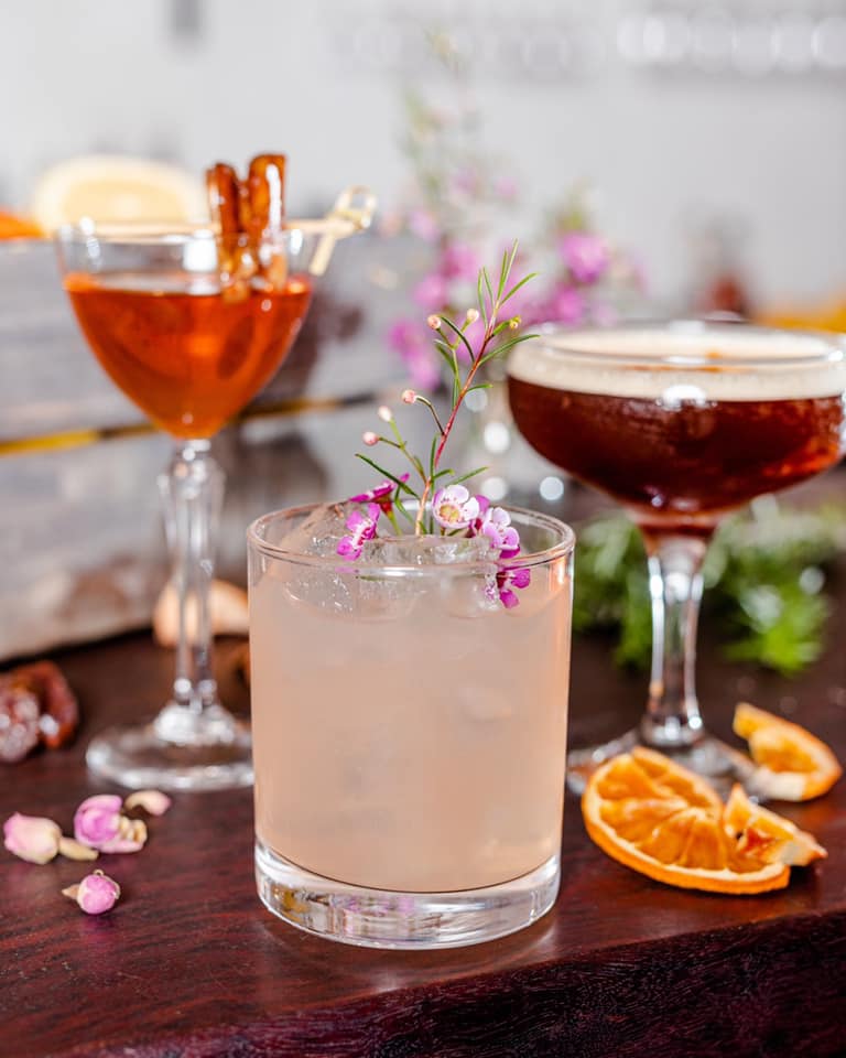 Cocktails on Queen