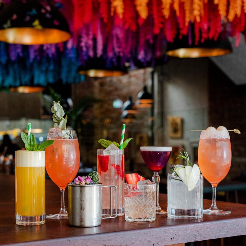 Gin & Tonic Gala – Cocktails on Queen
