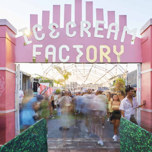 ICFBANANASOCIAL191214-028